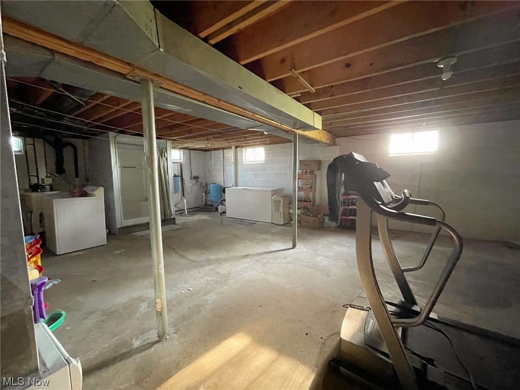 15508 West Calla Road Beloit, OH 44609 - Photo 14 of 19 Basement with washer and dryer