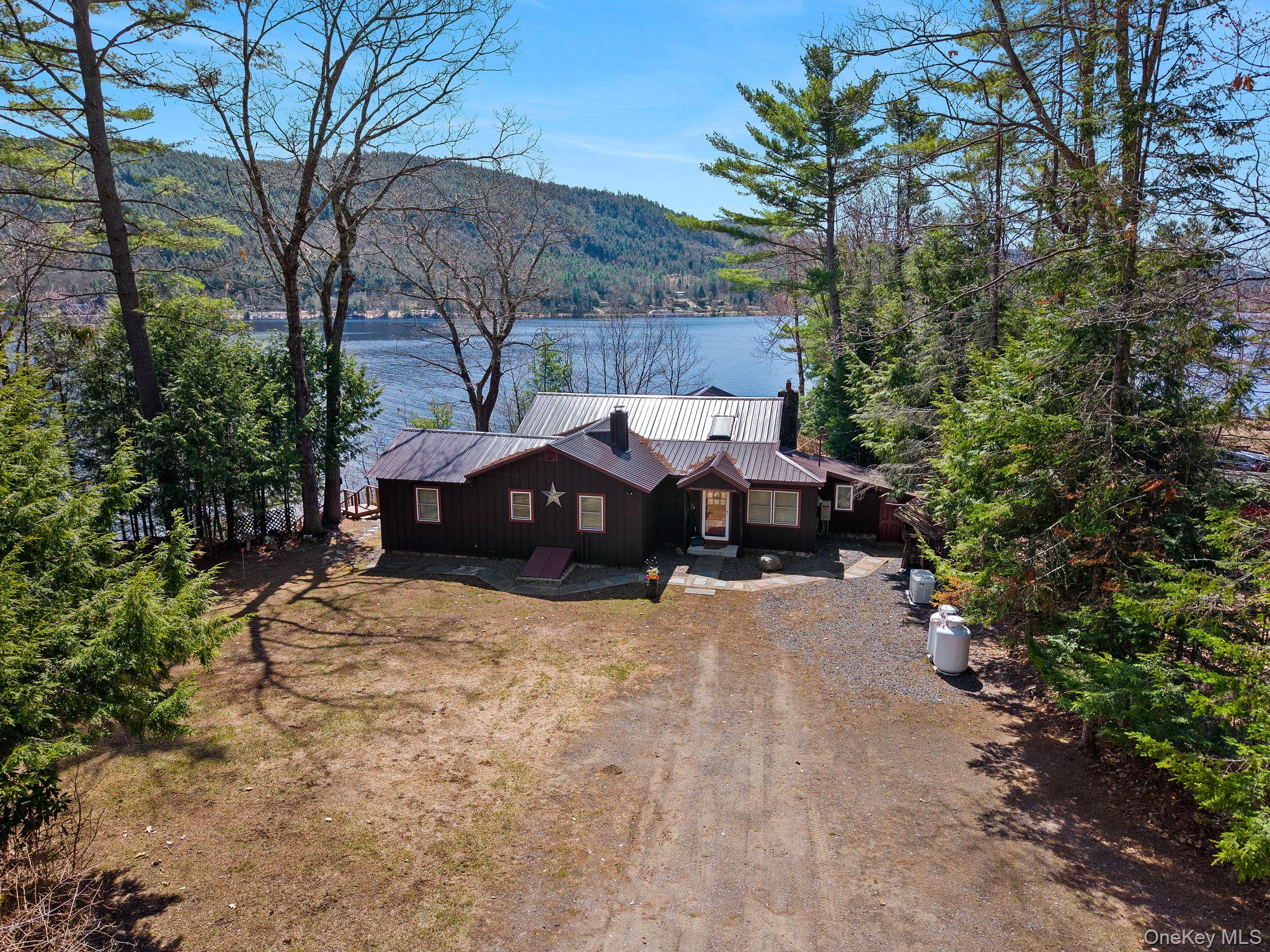Tremendous lakefront with massive views!