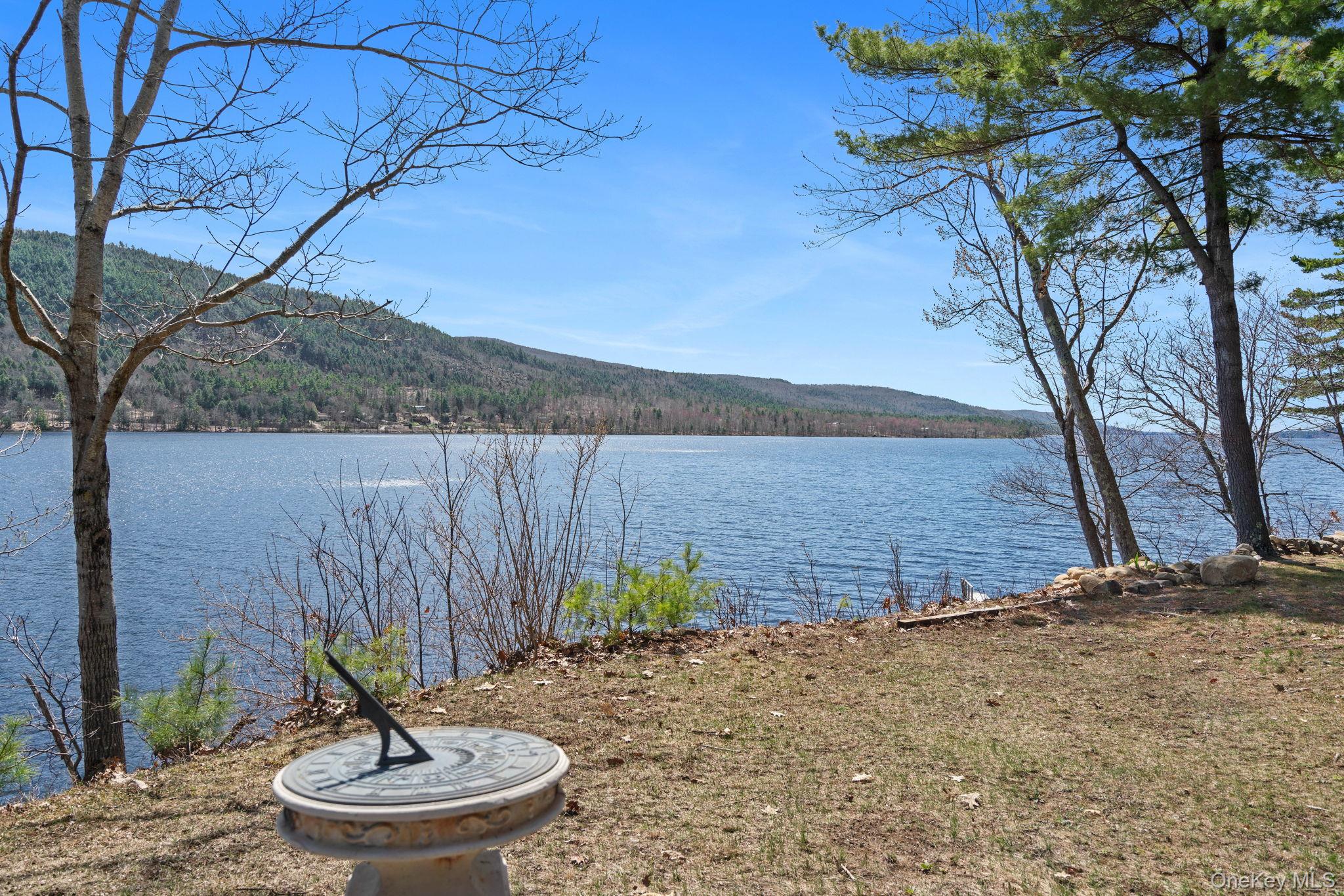 866 North Shore Road Hadley, NY 12835 - Photo 13 of 50