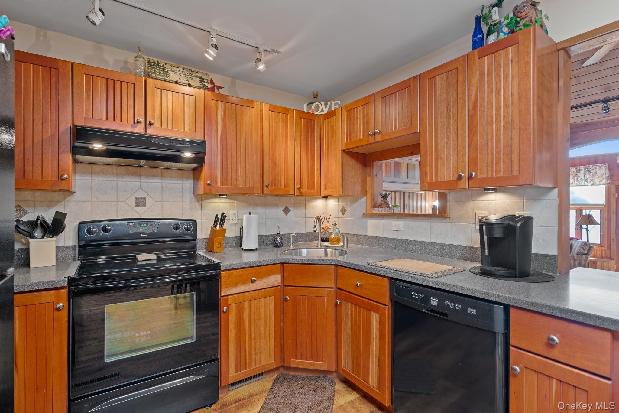 866 North Shore Road Hadley, NY 12835 - Photo 17 of 50