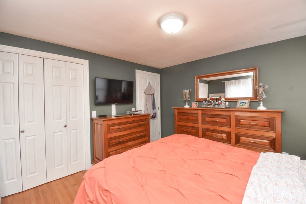 61 Arthur Street Springfield, MA 01104 - Photo 21 of 42