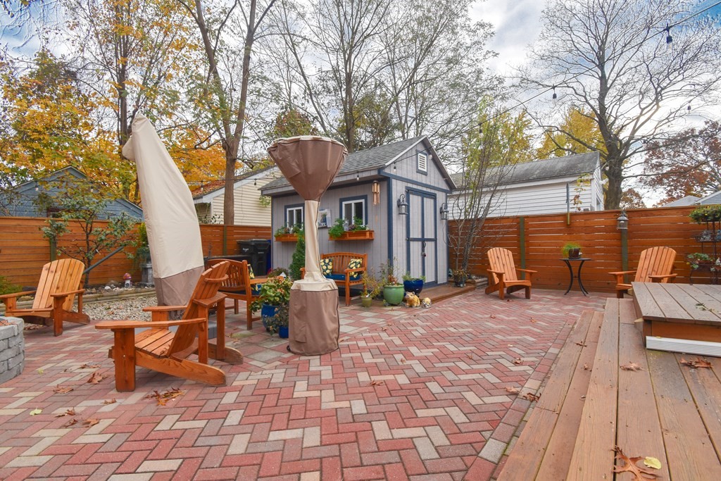 61 Arthur Street Springfield, MA 01104 - Photo 33 of 42