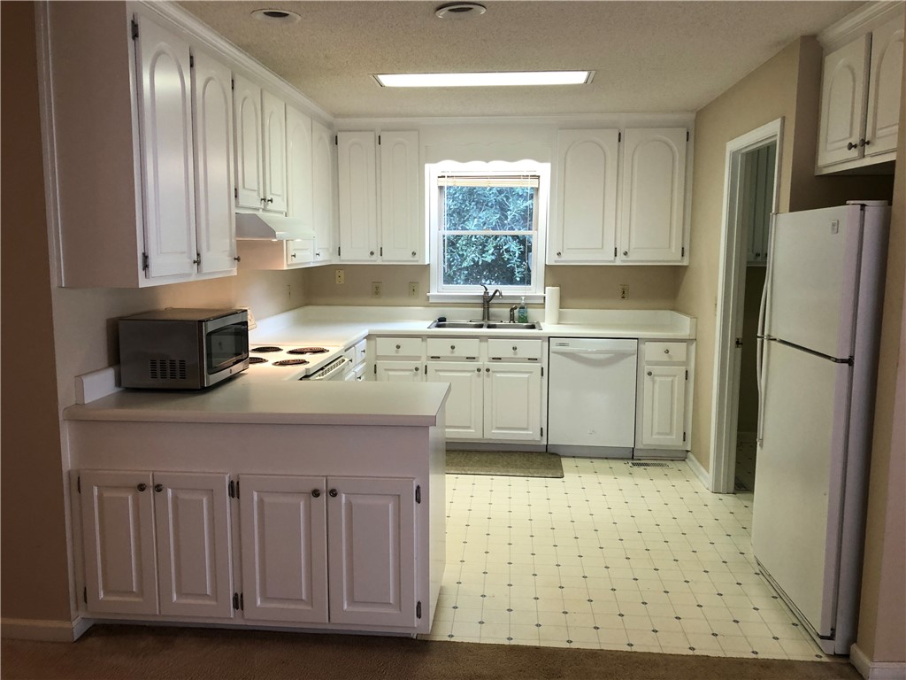 100 Magnolia Lane Pendleton, SC 29670 - Photo 7 of 42