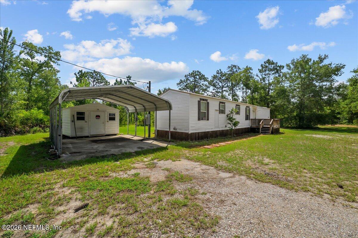 174 Union Avenue Interlachen, FL 32148 - Photo 9 of 25 08-JWLeeMedia6651