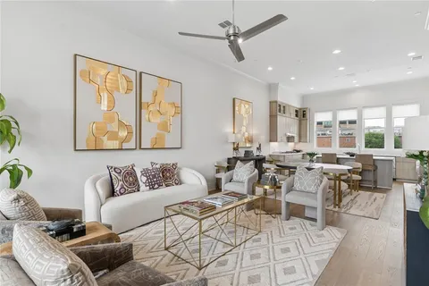 $789,900 | 2401 Canton Street, Unit 1005, Dallas, TX 75201