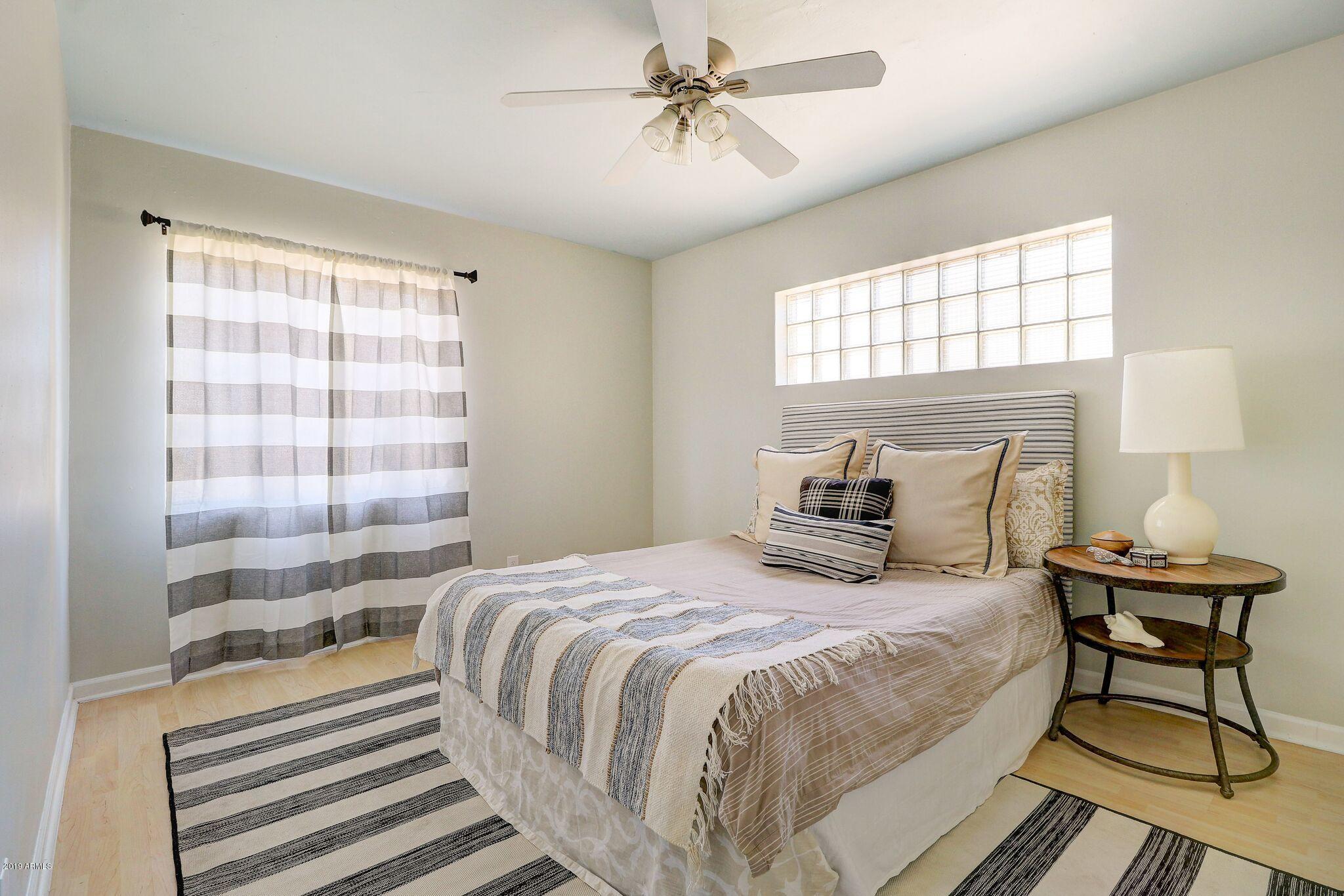 1813 East Almeria Road Phoenix, AZ 85006 - Photo 23 of 25 2ND BEDROOM