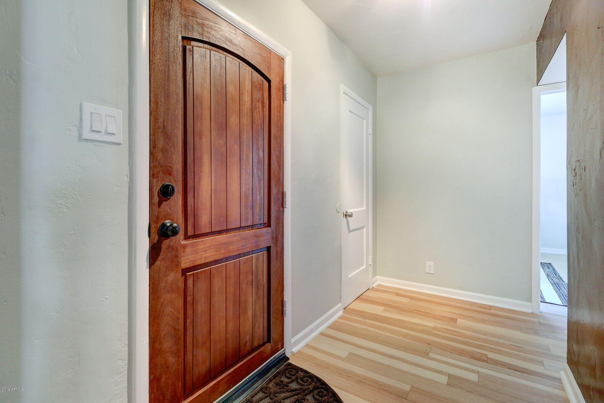 1813 East Almeria Road Phoenix, AZ 85006 - Photo 8 of 25 FRONT ENTRY