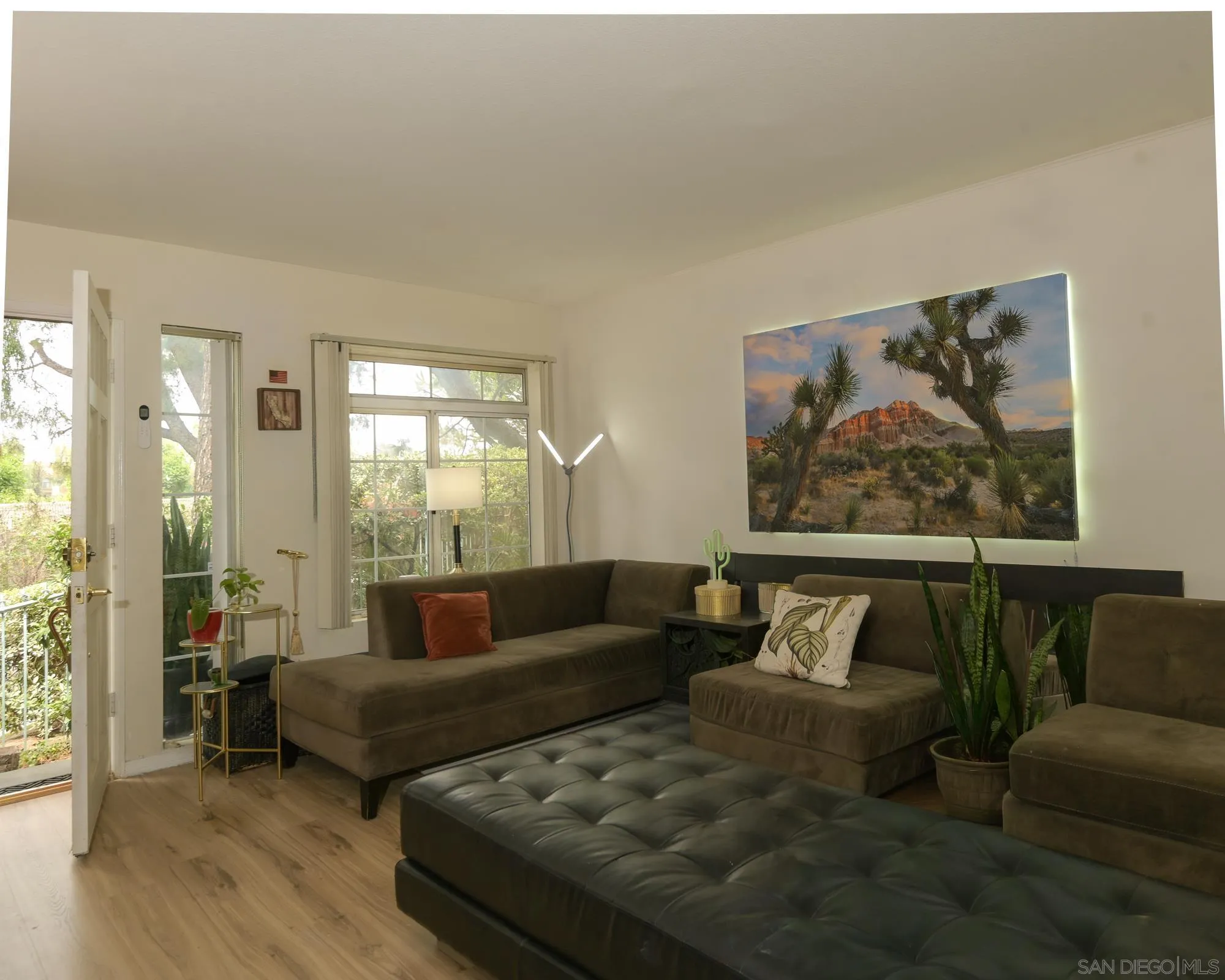 8314 South Somerset Ranch Road, Unit : A Paramount, CA 90723 - Photo 2 of 4