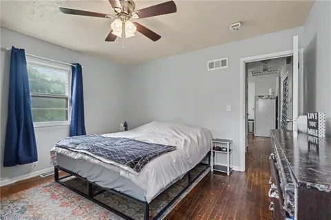 $285,000 | 1615 East Glenn Drive, Lawrence, KS 66044