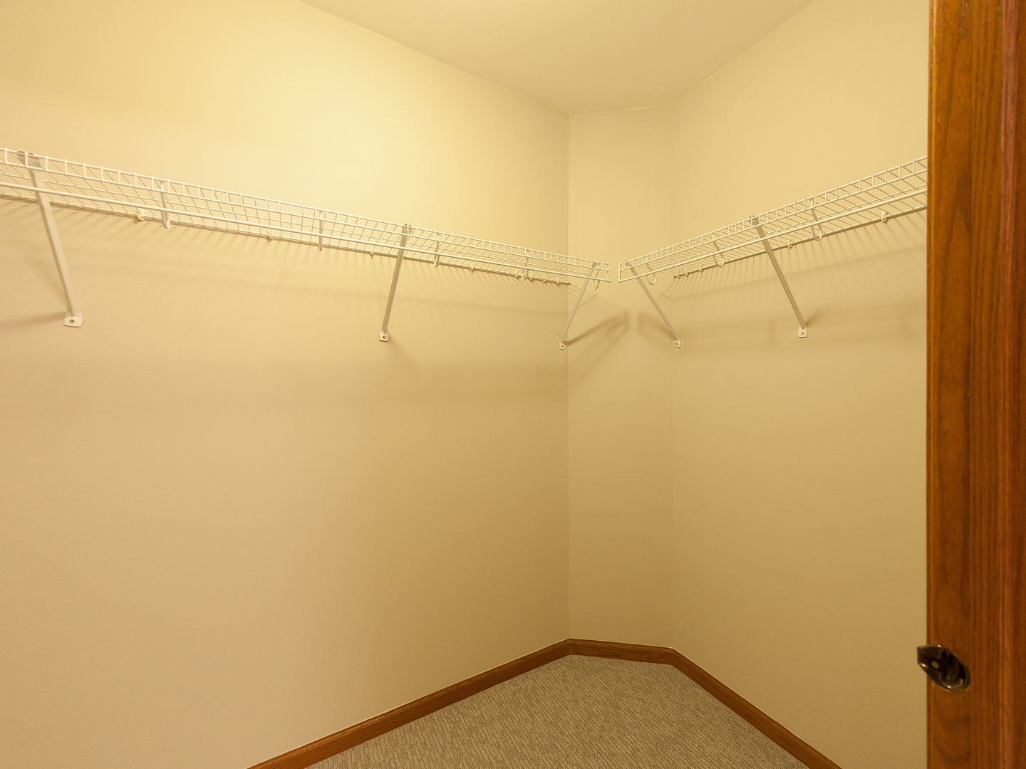 265 Fitzgerald Circle Carol Stream, IL 60188 - Photo 12 of 20