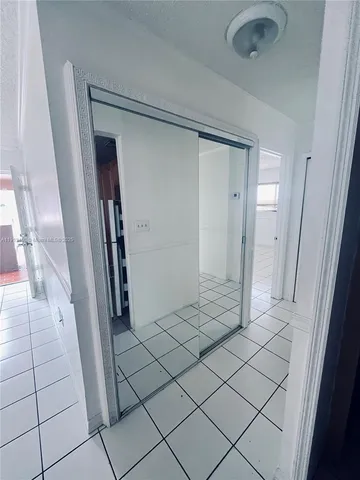 a view of utility room