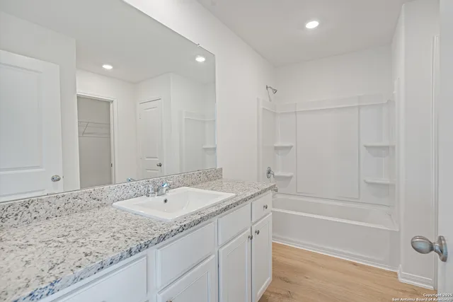 $2,055 | 11832 Luckey Villa, San Antonio, TX 78252