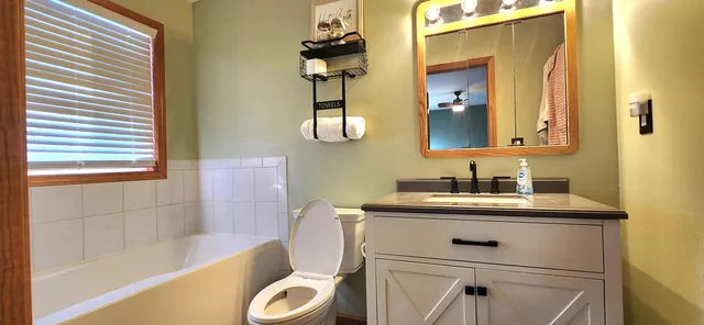 $389,900 | W5438 County Rd A, Sugar Creek, WI 53121