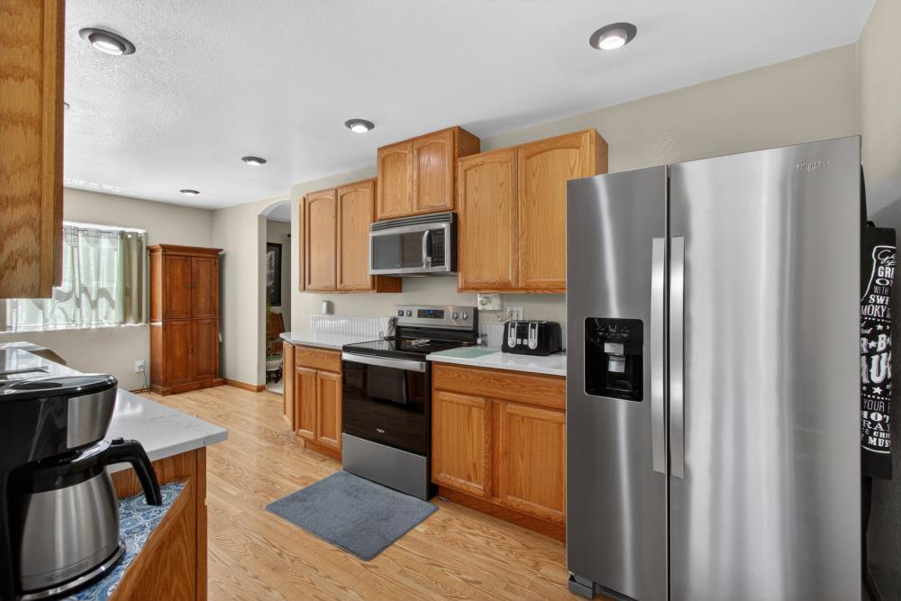 13090 North Day Road Grass Valley, CA 95945 - Photo 32 of 49