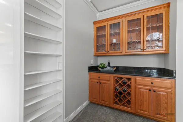 $1,790,000 | 13 Kensington Drive, North Barrington, IL 60010