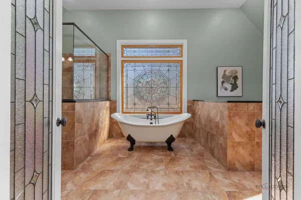 $1,790,000 | 13 Kensington Drive, North Barrington, IL 60010