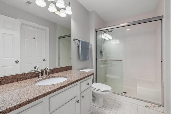 $1,790,000 | 13 Kensington Drive, North Barrington, IL 60010