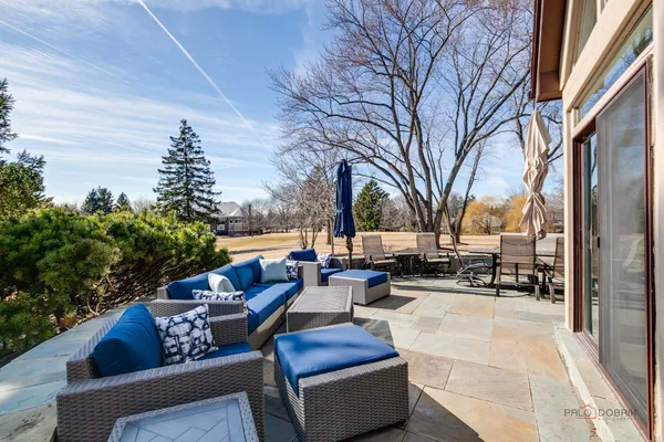 $1,790,000 | 13 Kensington Drive, North Barrington, IL 60010