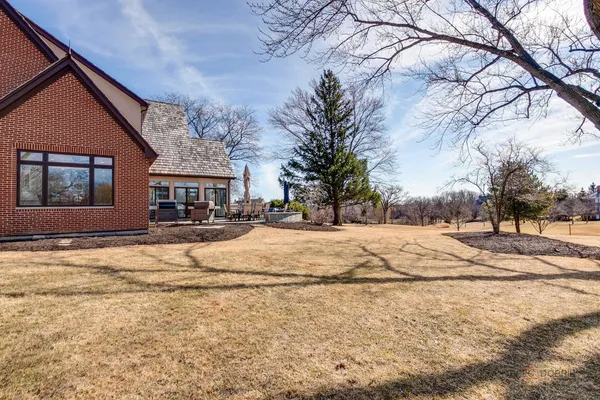 $1,790,000 | 13 Kensington Drive, North Barrington, IL 60010