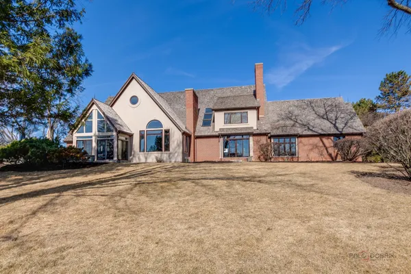 $1,790,000 | 13 Kensington Drive, North Barrington, IL 60010