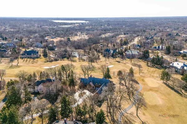 $1,790,000 | 13 Kensington Drive, North Barrington, IL 60010