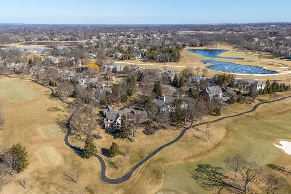 $1,790,000 | 13 Kensington Drive, North Barrington, IL 60010