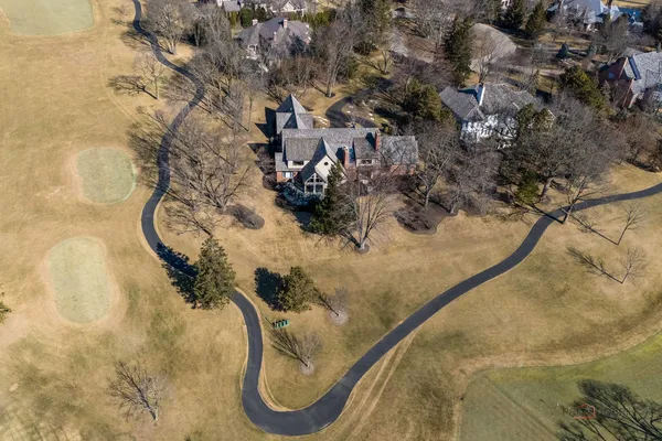 $1,790,000 | 13 Kensington Drive, North Barrington, IL 60010