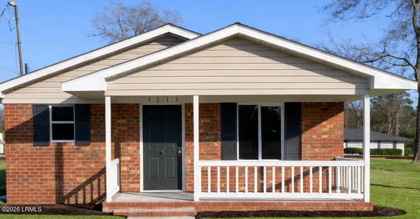 $162,500 | 1013 South Sumter Avenue, Fairfax, SC 29827