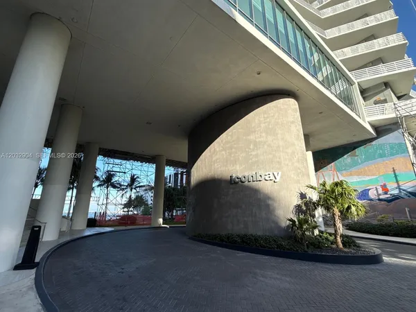 $700,000 | 460 Northeast 28th Street, Unit 1907, Miami, FL 33137