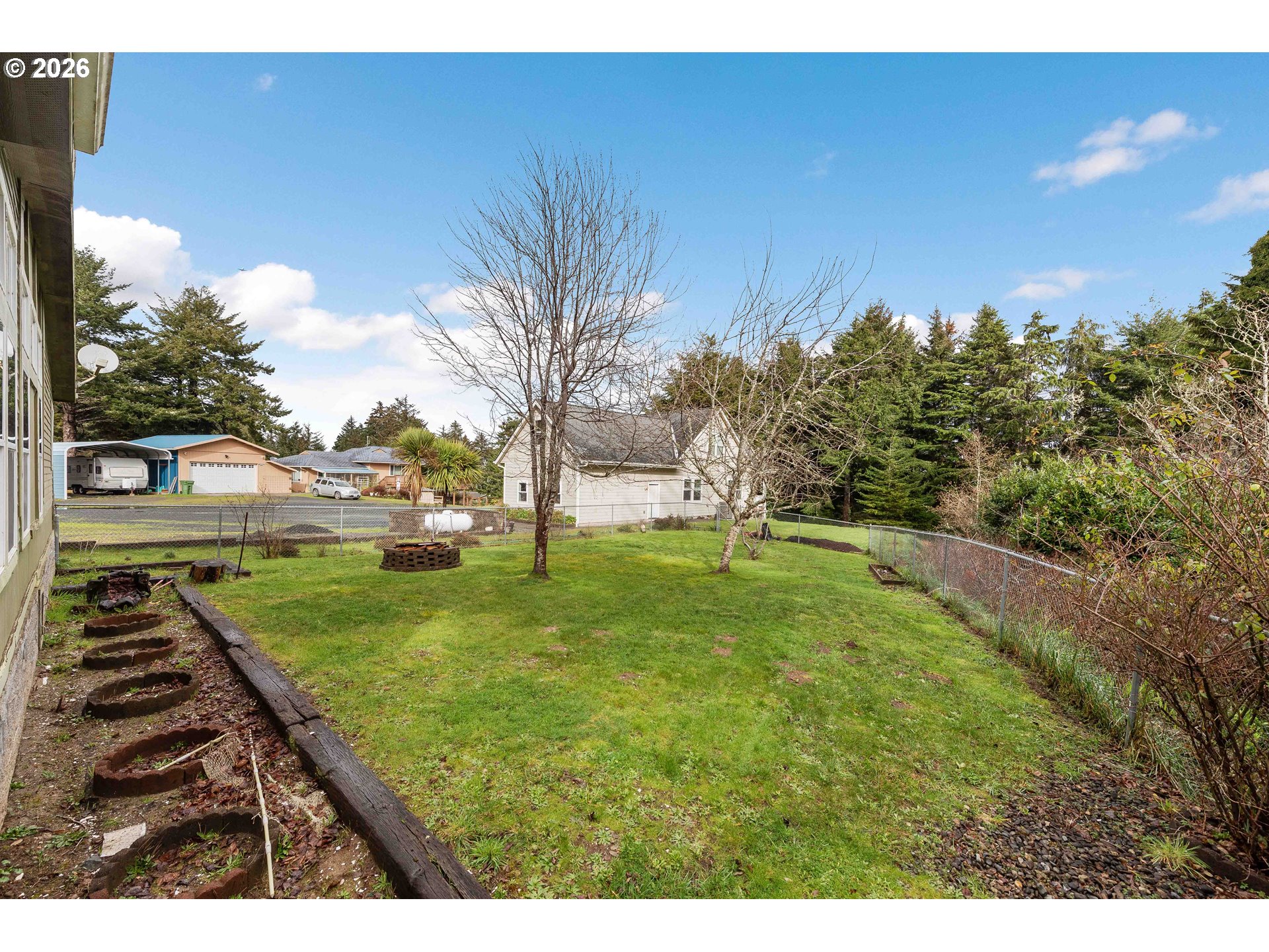 63255 Sunrise Road Coos Bay, OR 97420 - Photo 34 of 43