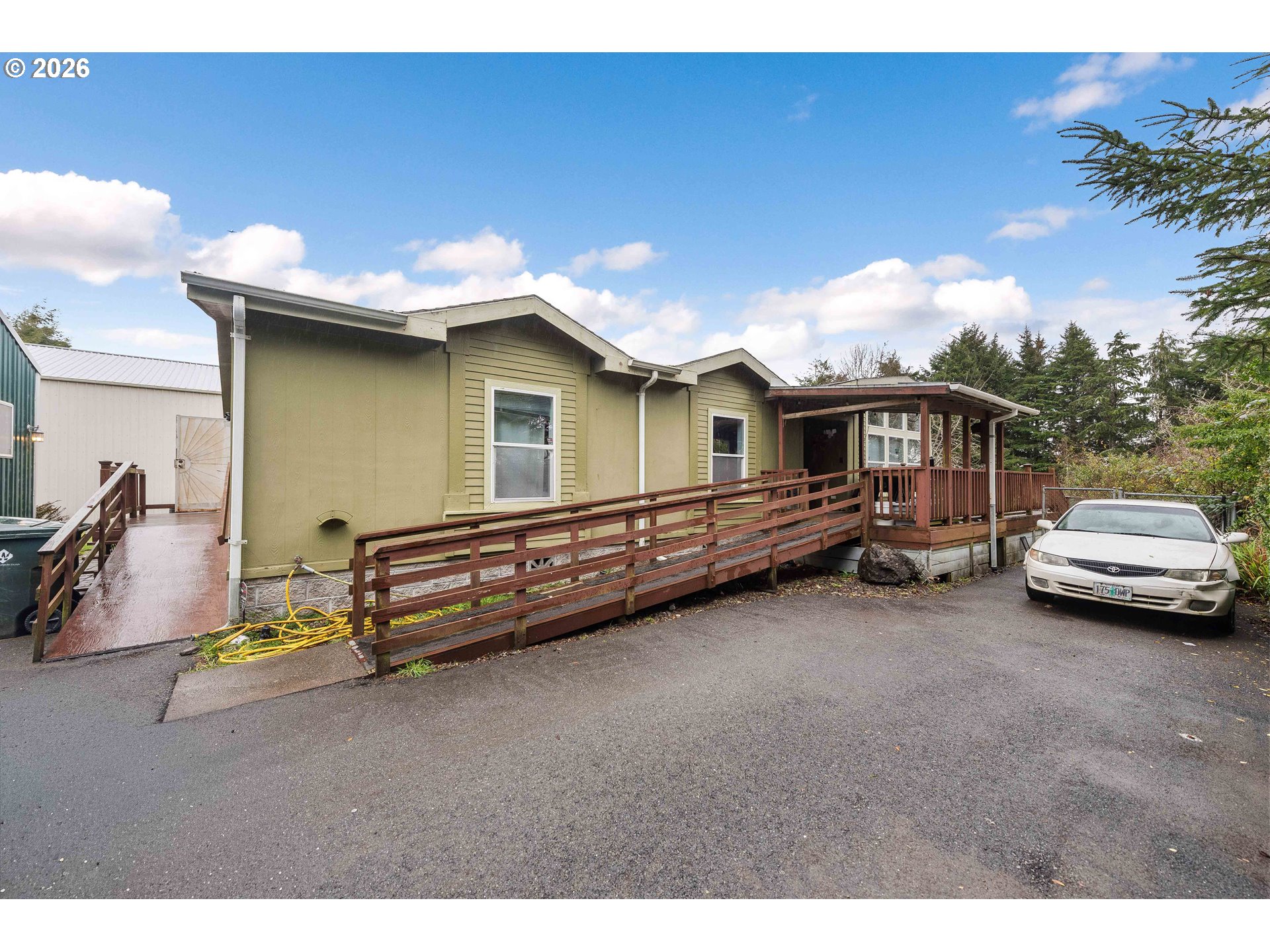 63255 Sunrise Road Coos Bay, OR 97420 - Photo 5 of 43