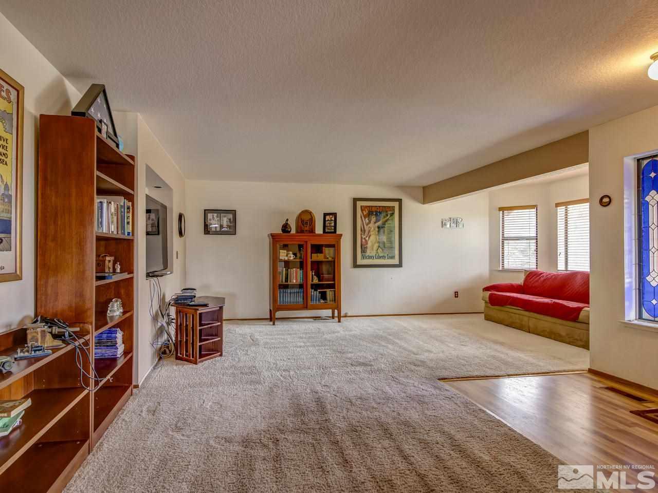 13850 Virginia Foothills Drive Reno, NV 89521 - Photo 4 of 20 Photo 4