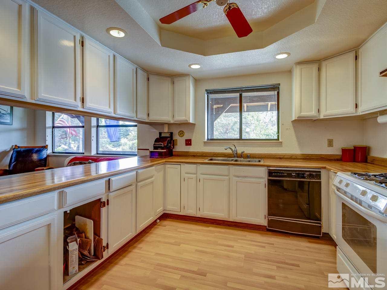 13850 Virginia Foothills Drive Reno, NV 89521 - Photo 9 of 20 Photo 9