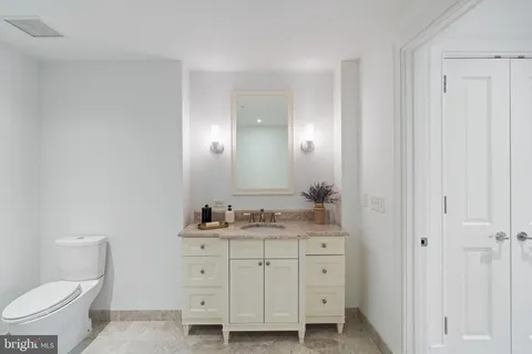 $685,000 | 130 South 18th Street, Unit 501, Philadelphia, PA 19103