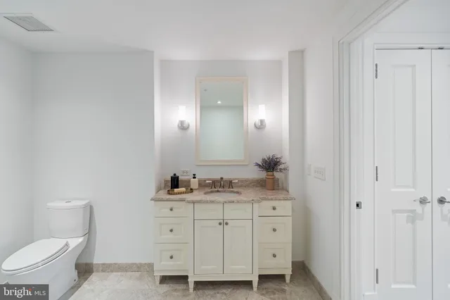 $685,000 | 130 South 18th Street, Unit 501, Philadelphia, PA 19103