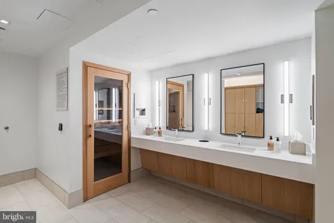 $685,000 | 130 South 18th Street, Unit 501, Philadelphia, PA 19103