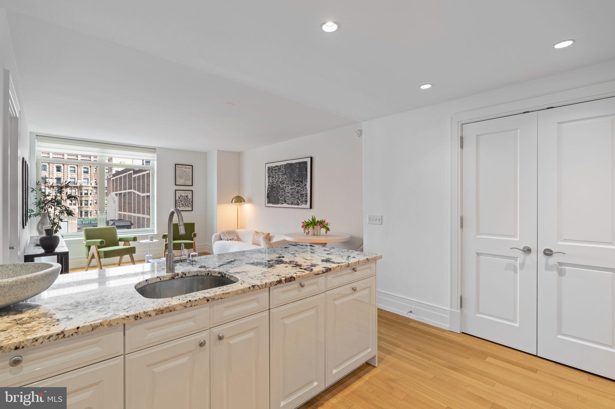 130 South 18th Street, Unit 501 Philadelphia, PA 19103 - Photo 8 of 43