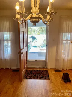 $189,900 | 306 Us Highway East, Hildebran, NC 28637