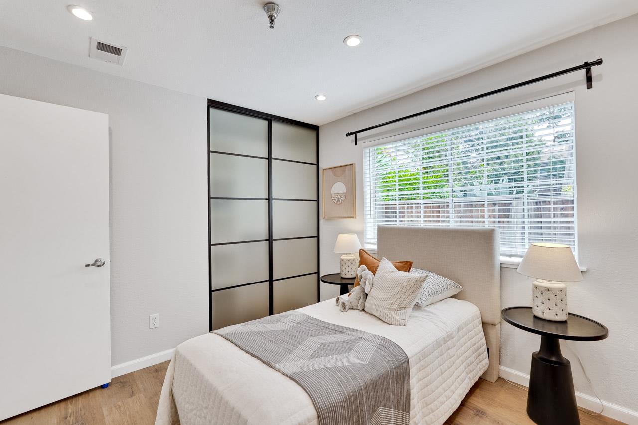 363 North Rengstorff Avenue, Unit 4 Mountain View, CA 94043 - Photo 38 of 54