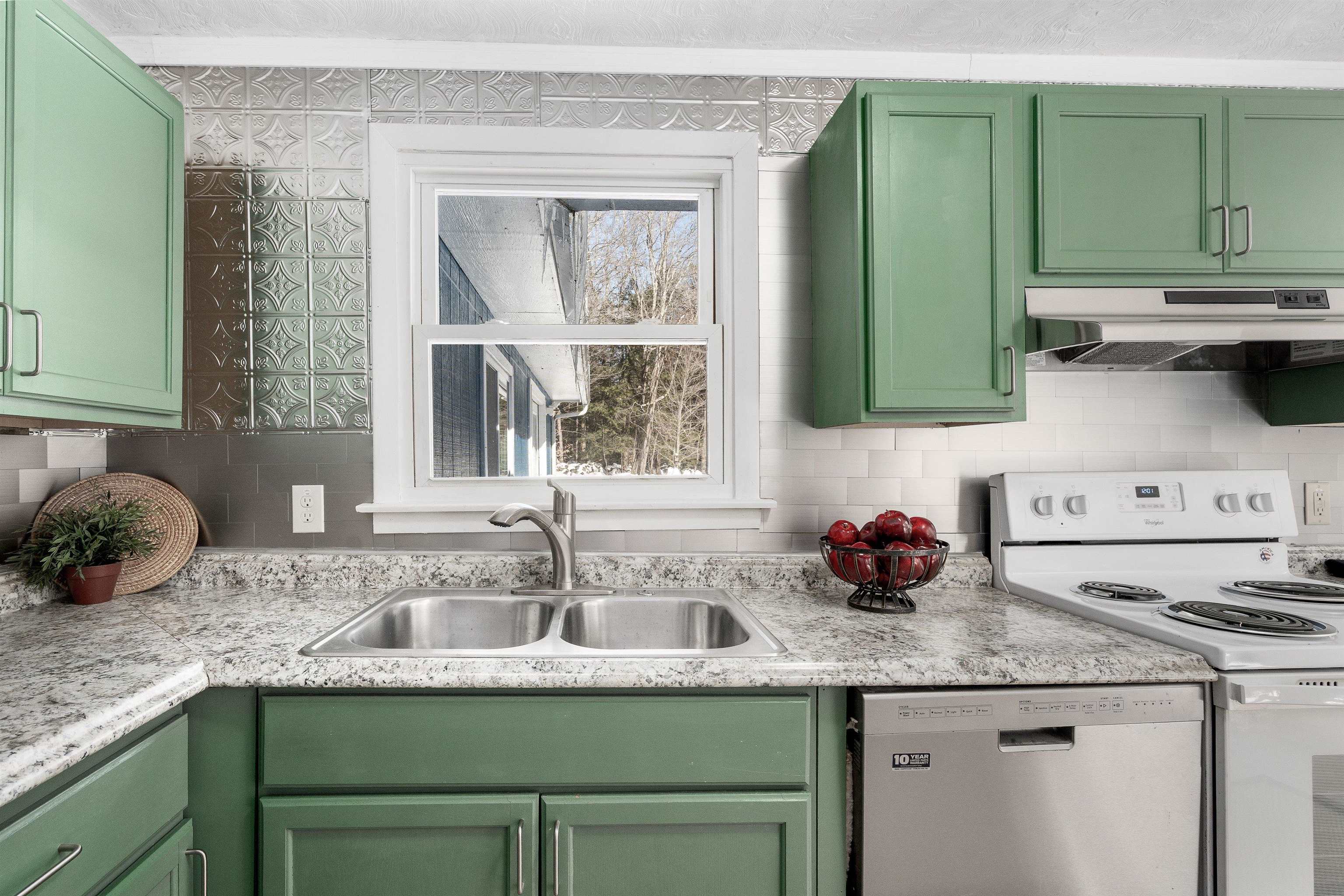 1639 Main Street Dublin, NH 03444 - Photo 16 of 34