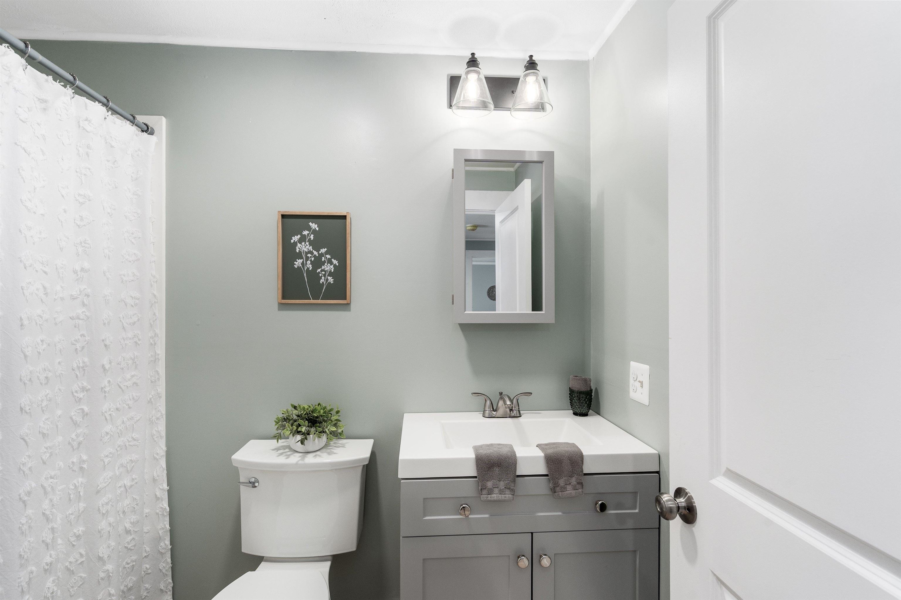 1639 Main Street Dublin, NH 03444 - Photo 8 of 34