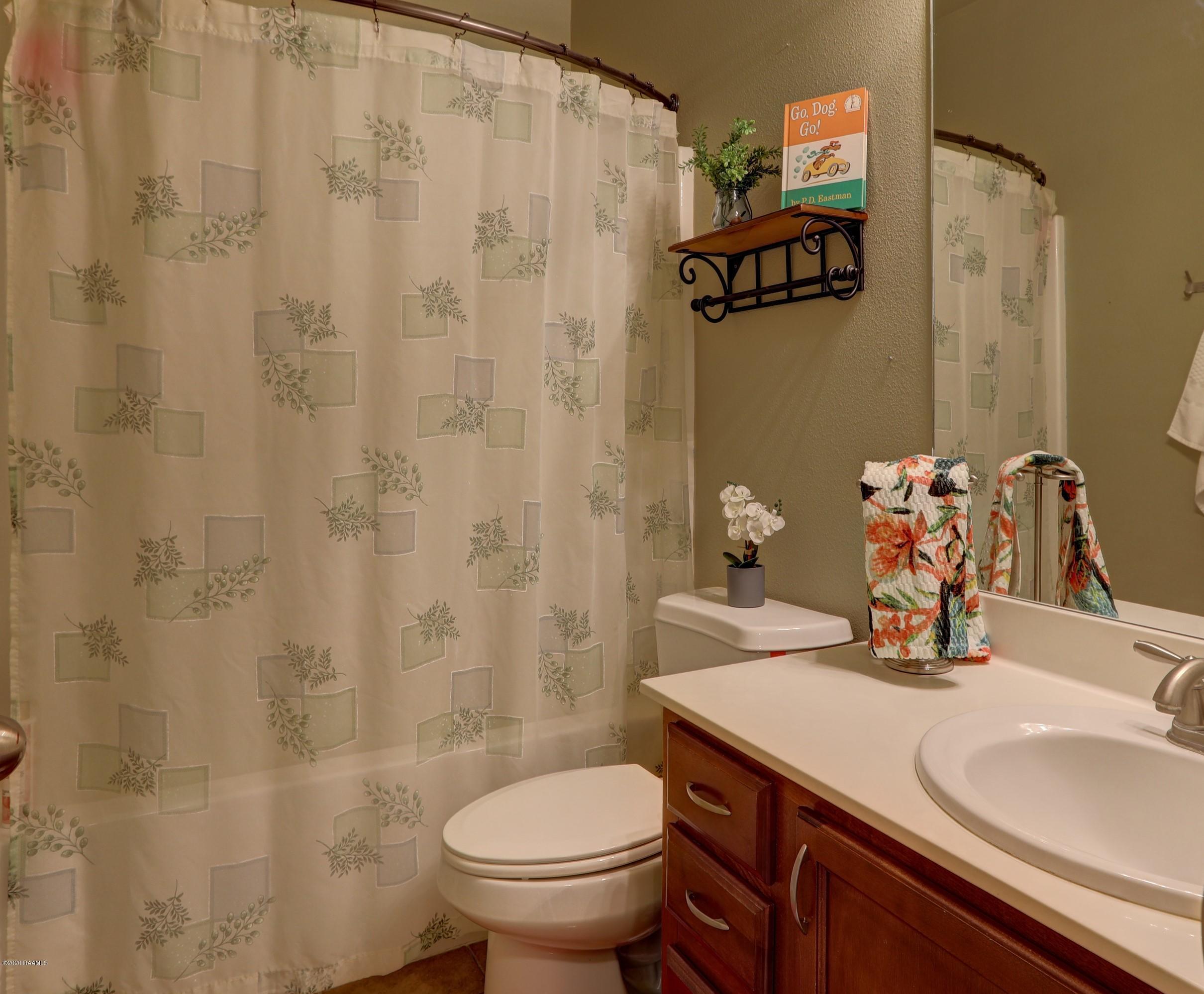 116 Still Waters Road Broussard, LA 70518 - Photo 21 of 47 Gallery Image 21