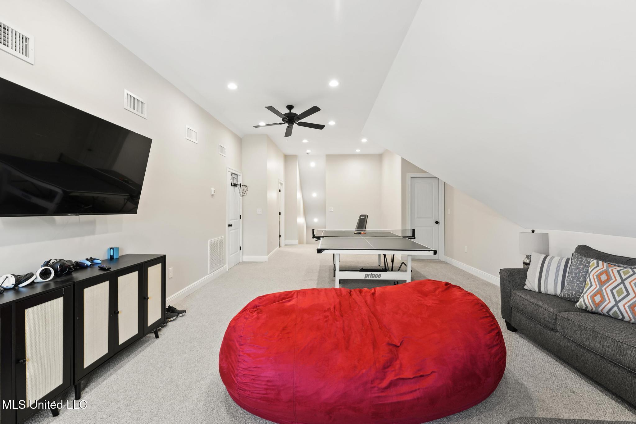 471 Cove Drive Biloxi, MS 39531 - Photo 31 of 37 031