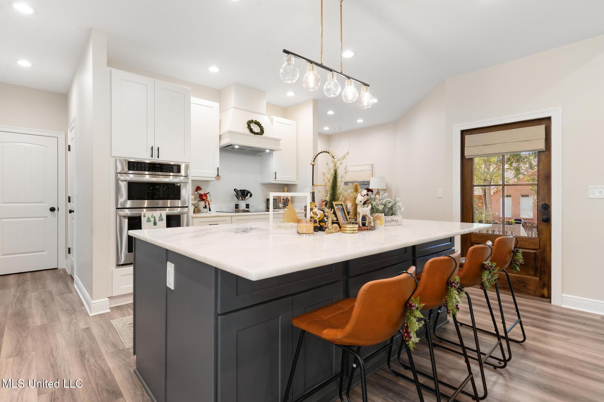 471 Cove Drive Biloxi, MS 39531 - Photo 10 of 37 010