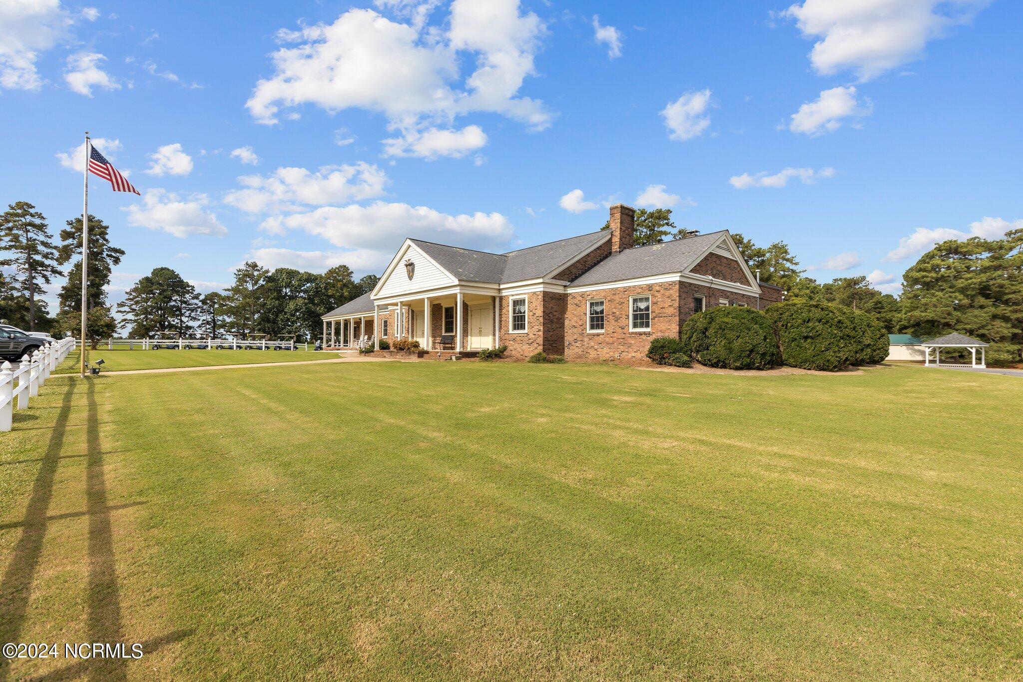 302 Golf Course Drive Pinetops, NC 27864 - Photo 34 of 34 32-web-or-mls-IMGL9496 (1)