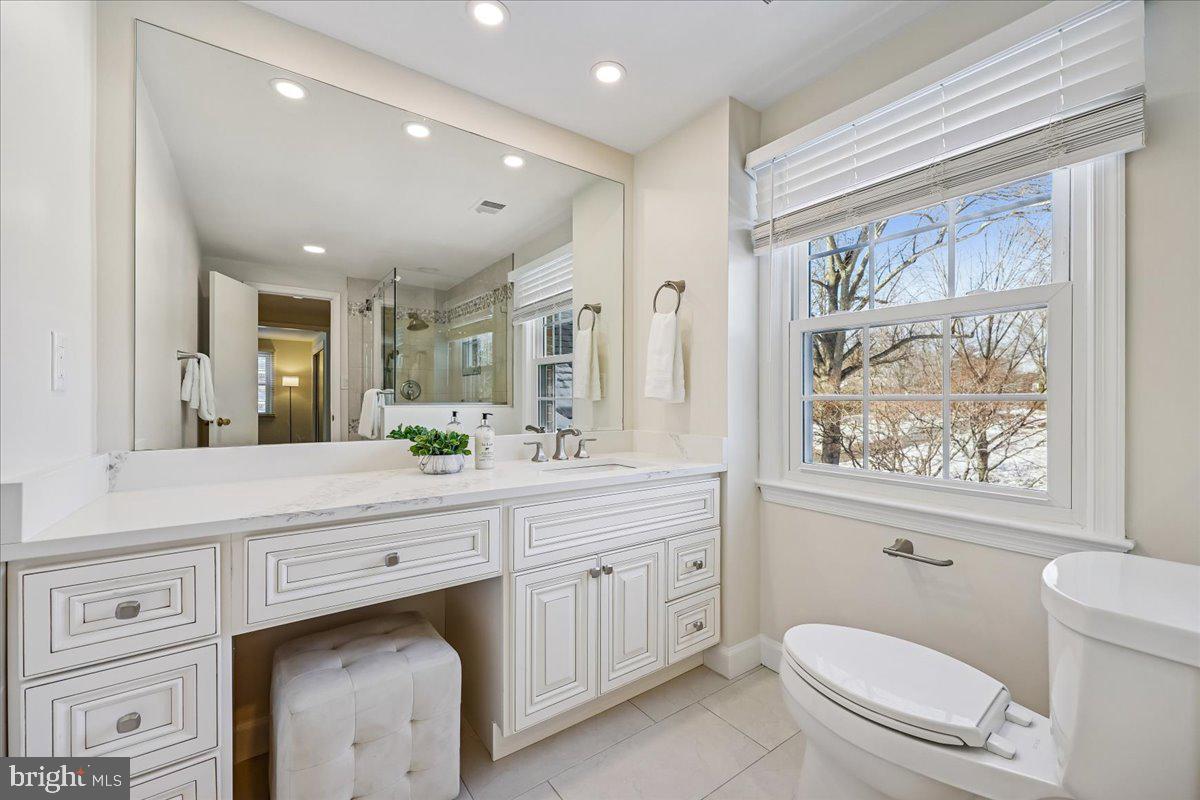 12401 Over Ridge Road Potomac, MD 20854 - Photo 28 of 53 One of two Full Baths in Primary Suite