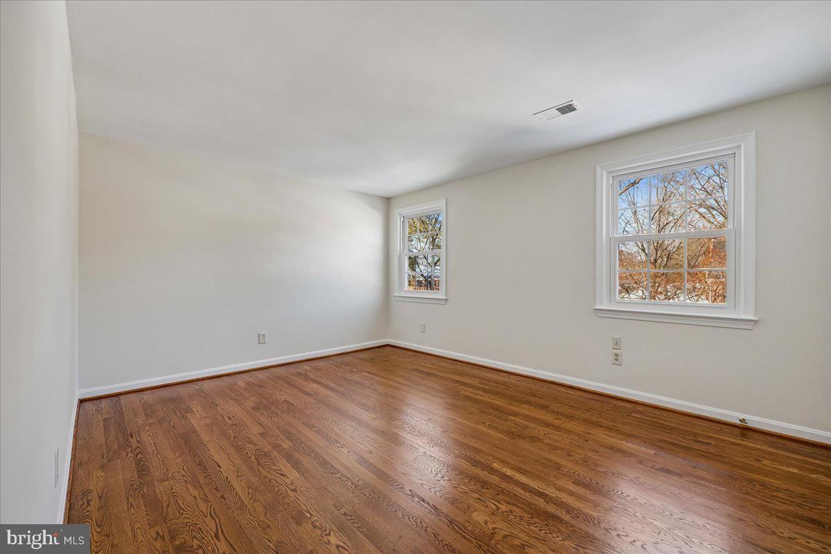 12401 Over Ridge Road Potomac, MD 20854 - Photo 34 of 51 Bedroom #3
