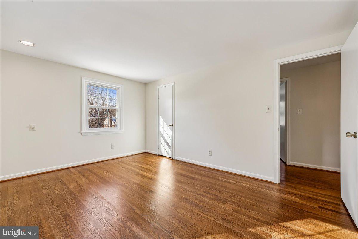 12401 Over Ridge Road Potomac, MD 20854 - Photo 39 of 53 Bedroom #4