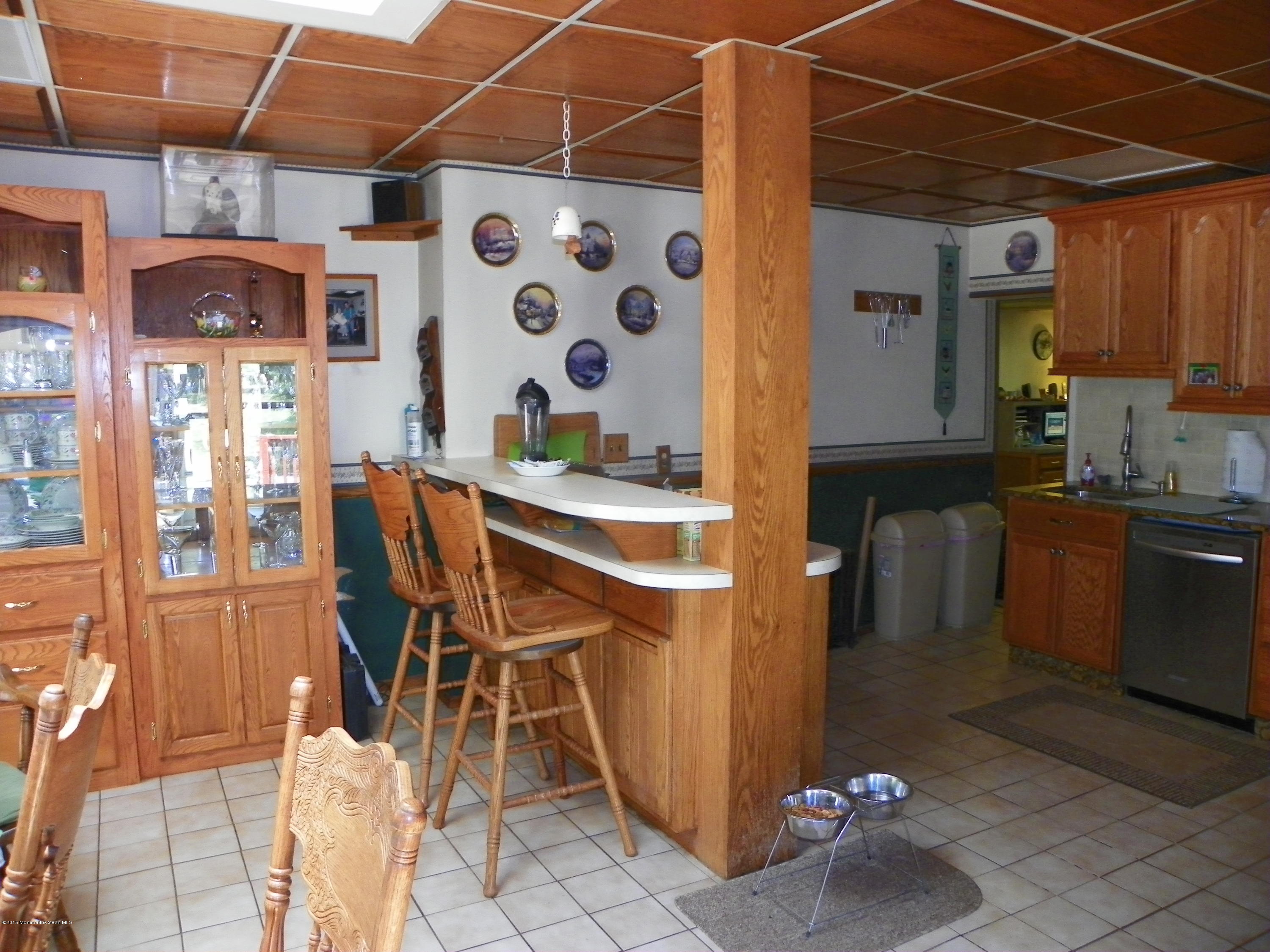 133 Tennent Road Morganville, NJ 07751 - Photo 4 of 23 013