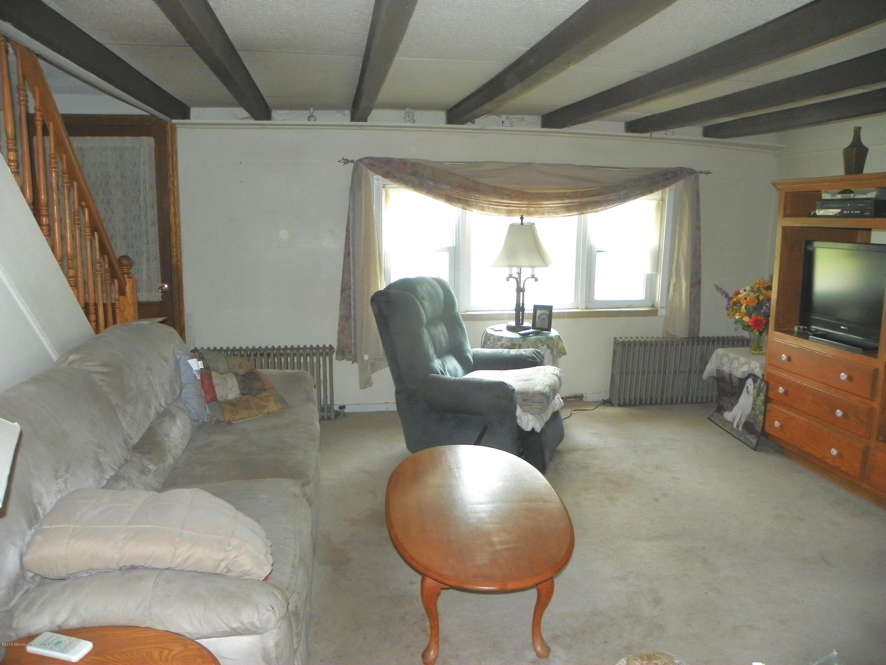 133 Tennent Road Morganville, NJ 07751 - Photo 6 of 23 002